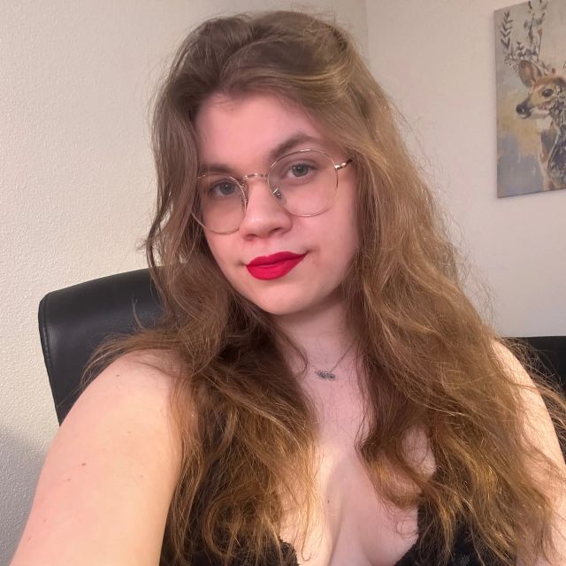 LinaLove bei Private Sexcam
